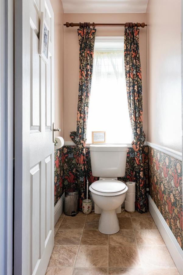 Ecton The Hillcrest Bed & Breakfast エクステリア 写真